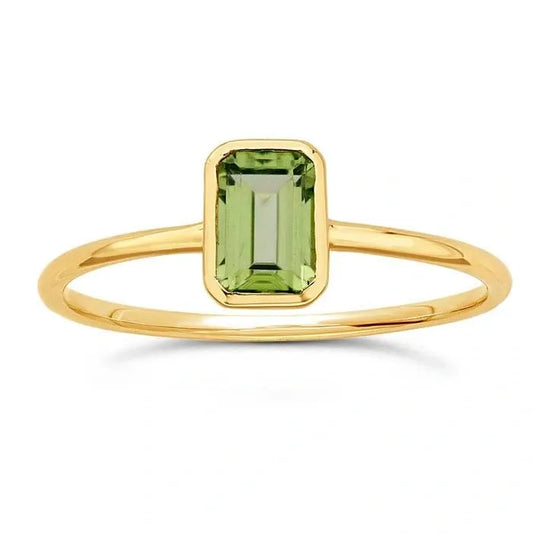 Yellow Gold / Emerald Cut Peridot Ring